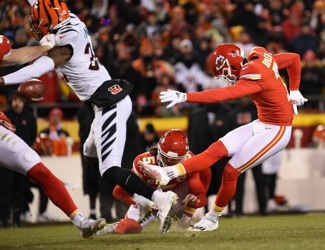 11273615 - Cincinnati Bengals at Kansas City ChiefsSearch