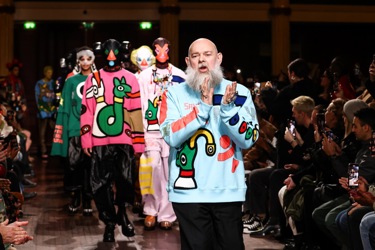 11246946 - Walter Van Beirendonck - Runway - Paris Men's Fashion