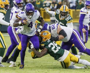 11217412 - Minnesota Vikings at Green Bay PackersSearch