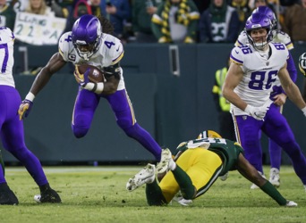 11217412 - Minnesota Vikings at Green Bay PackersSearch